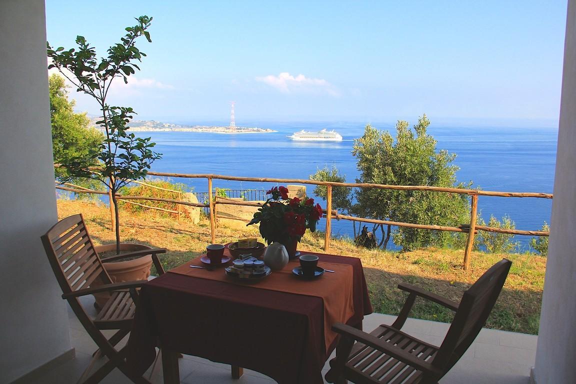 B&B Blu Infinito Villa San Giovanni Ngoại thất bức ảnh